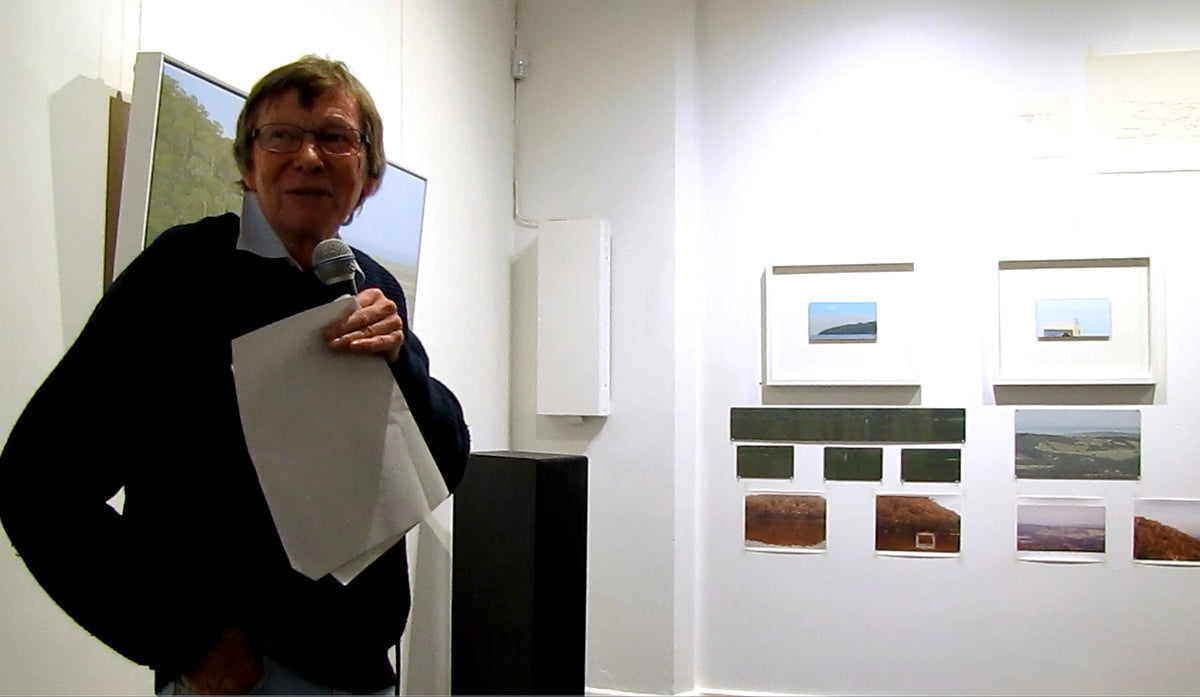 Ken Smith delivering his artist talk